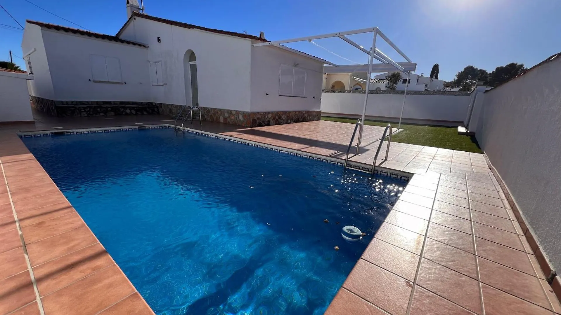 Casa Xavet, Piscina Privada Aire Acondicionado Free Villa L'Escala 0*,  Spain